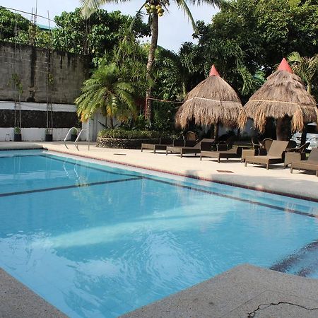 Tonglen Beach Resort Balabag  Exterior photo