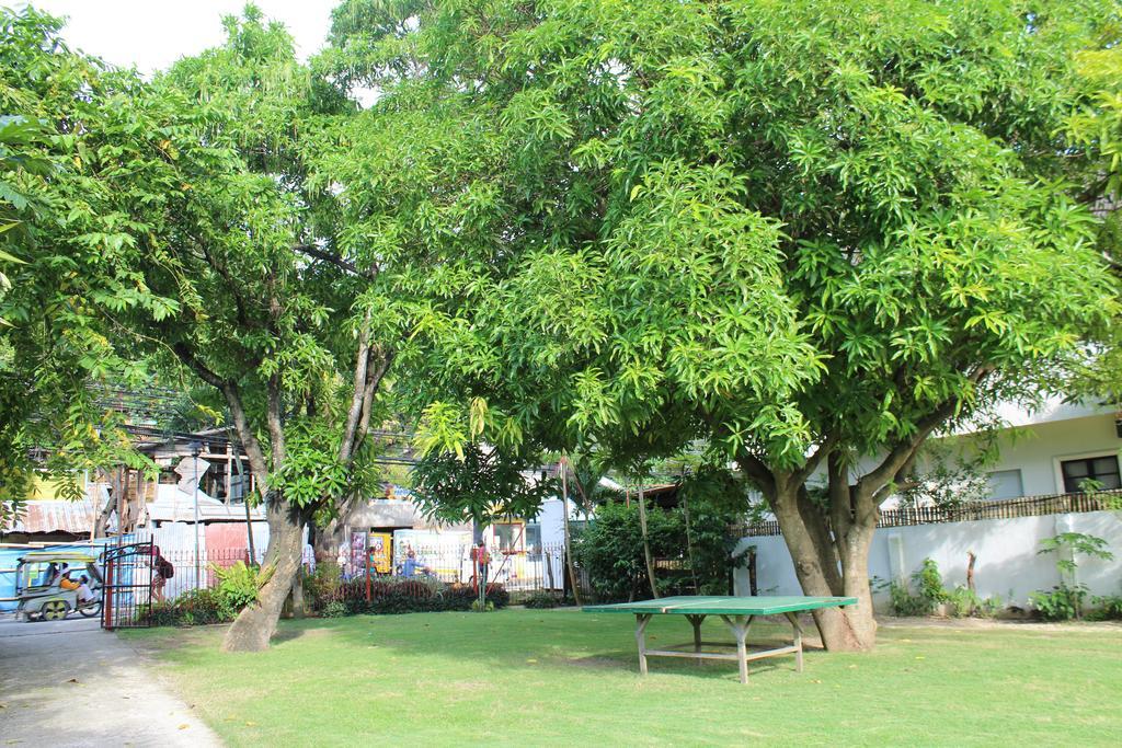 Tonglen Beach Resort Balabag  Exterior photo