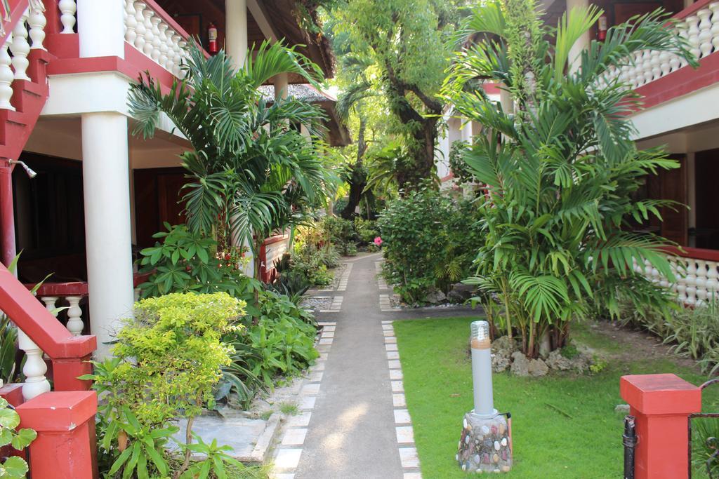 Tonglen Beach Resort Balabag  Exterior photo