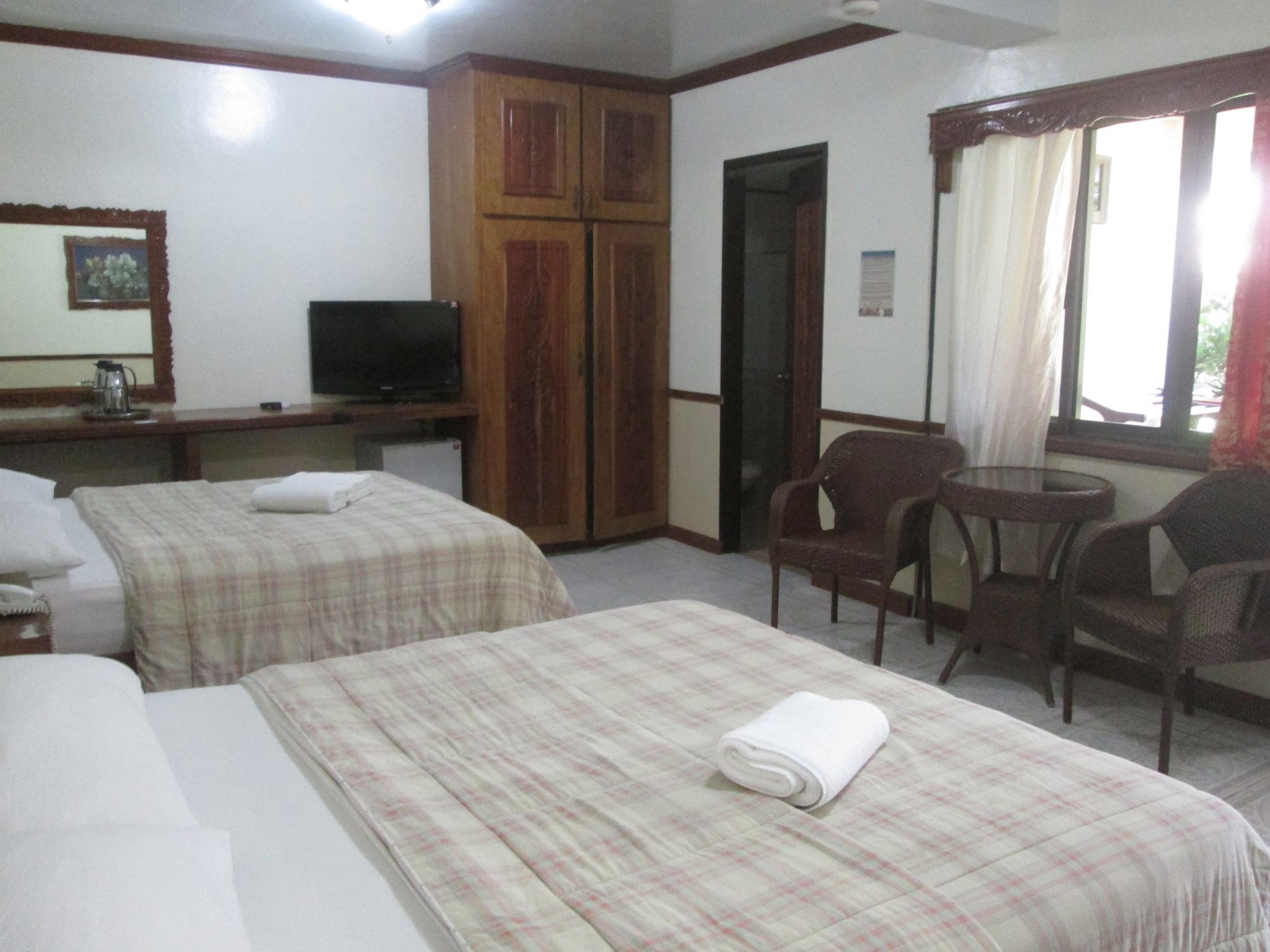 Tonglen Beach Resort Balabag  Exterior photo
