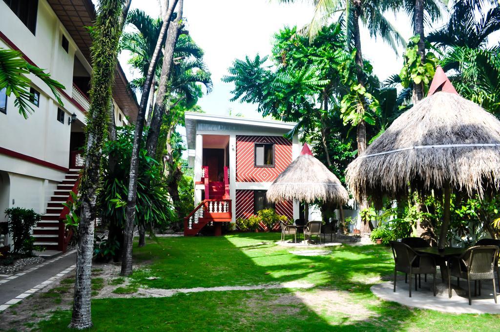 Tonglen Beach Resort Balabag  Exterior photo