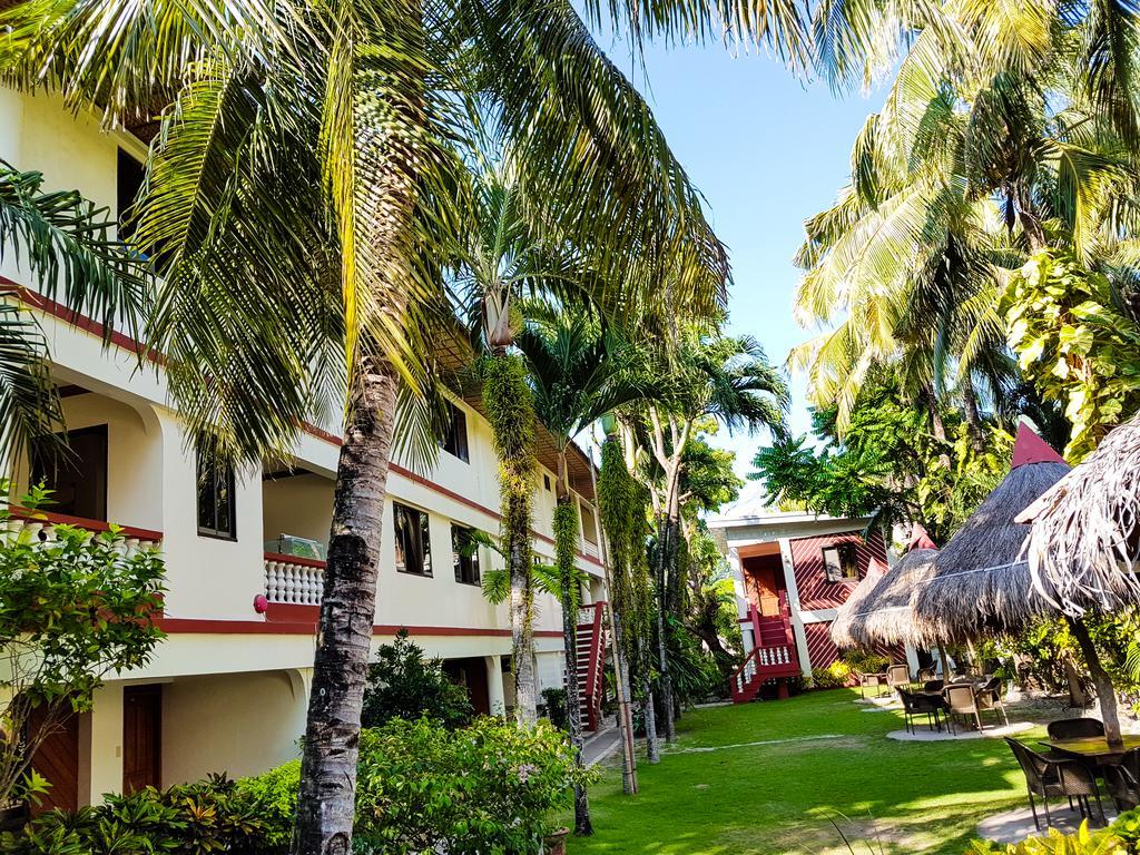 Tonglen Beach Resort Balabag  Exterior photo