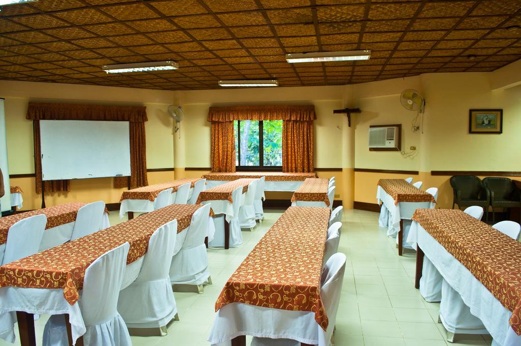 Tonglen Beach Resort Balabag  Exterior photo
