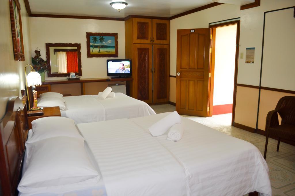 Tonglen Beach Resort Balabag  Exterior photo
